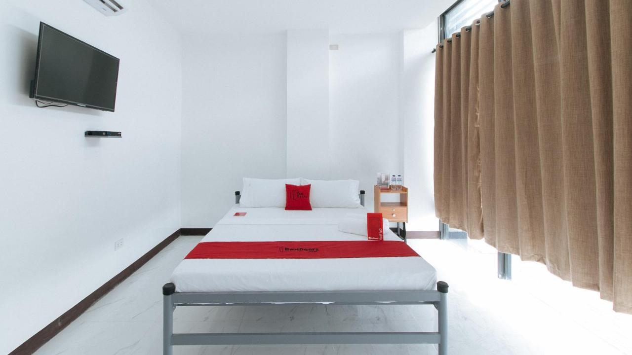 Reddoorz At Good 101 Paranaque Paranaque City Eksteriør billede