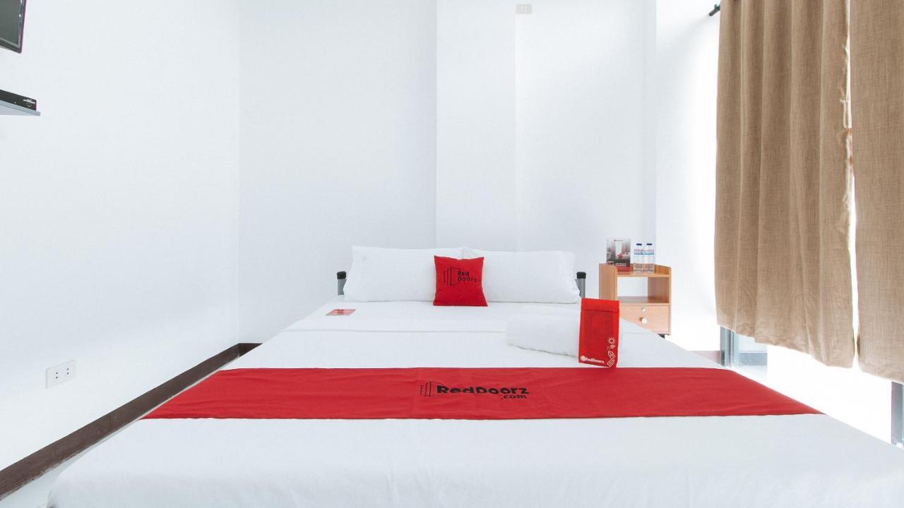 Reddoorz At Good 101 Paranaque Paranaque City Eksteriør billede