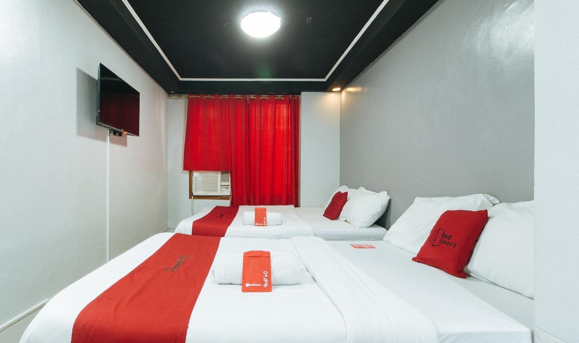Reddoorz At Good 101 Paranaque Paranaque City Eksteriør billede